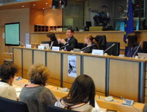 El Parlamento Europeo llama a la acción para apoyar el Pacto Europeo por el Empleo de las Personas con EM