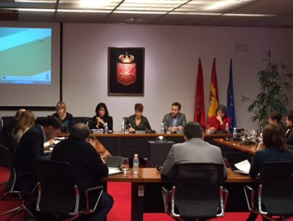 Compromiso del Parlamento de Navarra con las personas con enfermedades neurodegenerativas