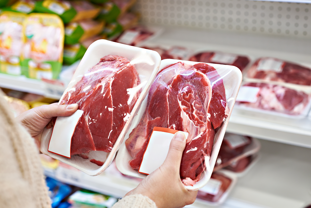 Un estudio relaciona la carne roja no procesada con un menor riesgo de EM